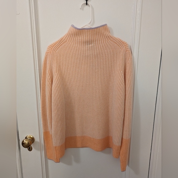 NWT Kinross 100% Cashmere Funnel Neck Sweater Large - Picture 5 of 7